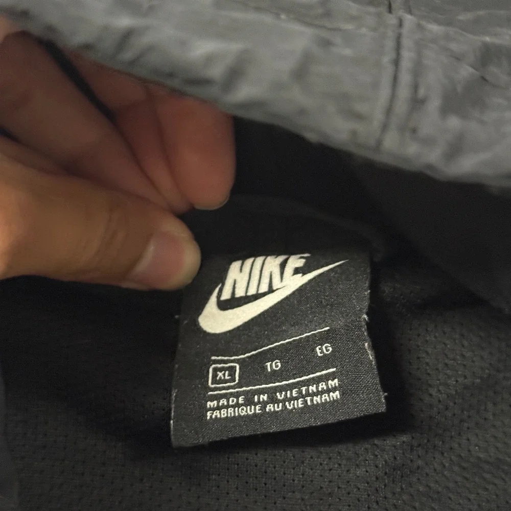 Modern Nike Windbreaker Jacket Mens XL Black Good Full Zip Hooded Mesh Lined